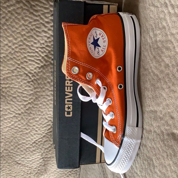 Converse Shoes - Converse- Roasted Carr. Size 6.5 womens/ 4.5 mens